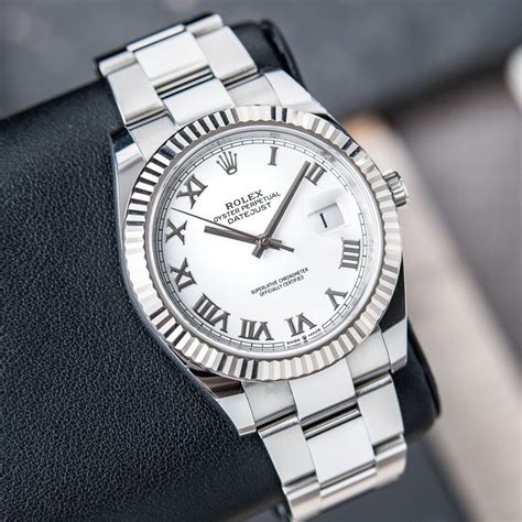 rolex datejust 41 smooth vs fluted bezel|rolex datejust 41 white rolesor.